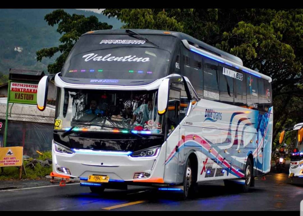 Tips Memilih Layanan Sewa Bus Bandung, DMH Trans Jawabannya